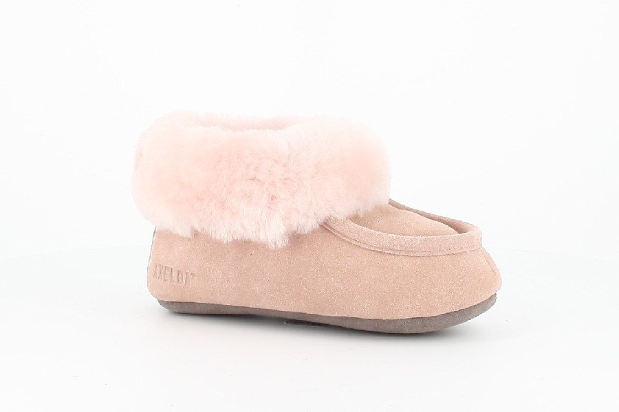 Axelda footwear