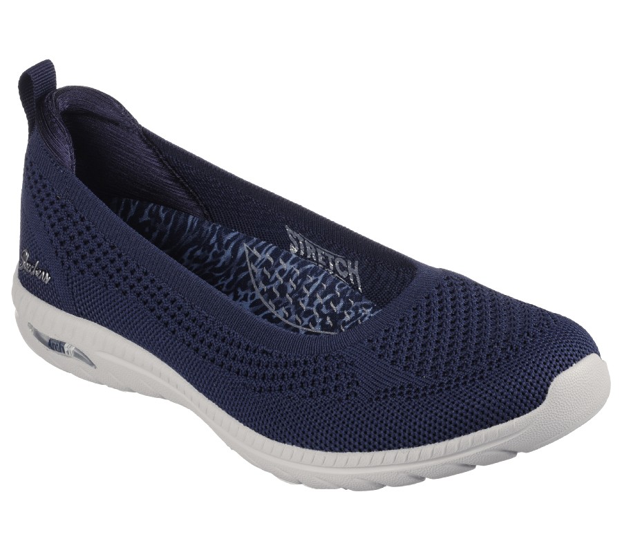 Skechers