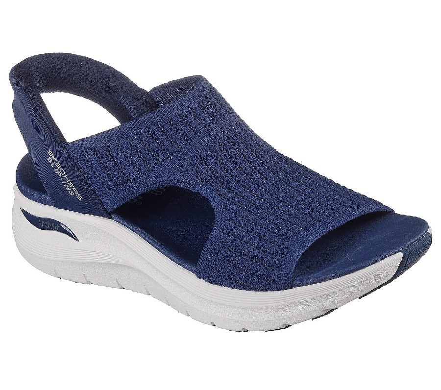 SKECHERS