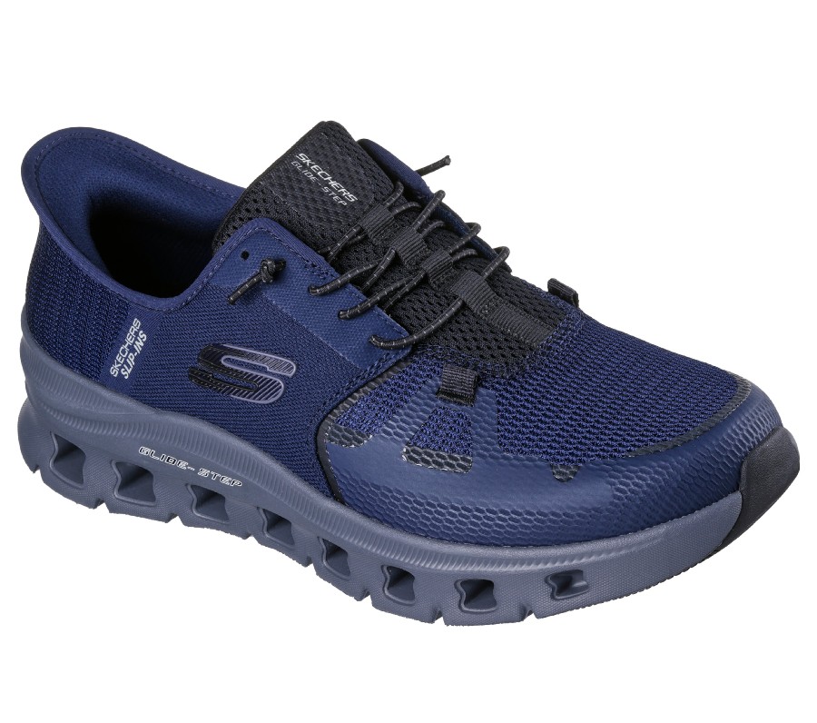 SKECHERS