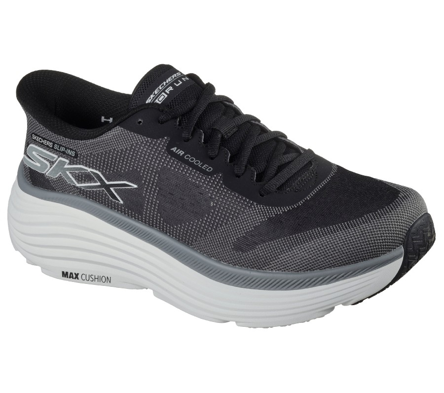SKECHERS