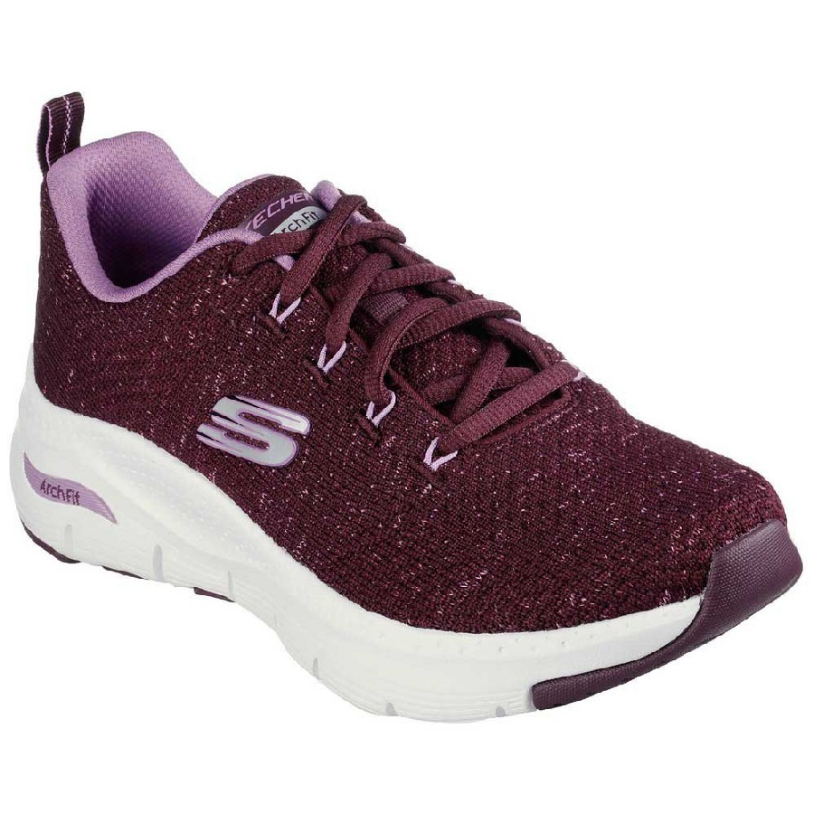 Skechers